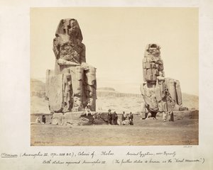 Memnon-kolosserne, statuer af Amenhotep III, XVIII-dynastiet, ca. 1375-1358 f.Kr., Theben, 1862 (sepia-billede)